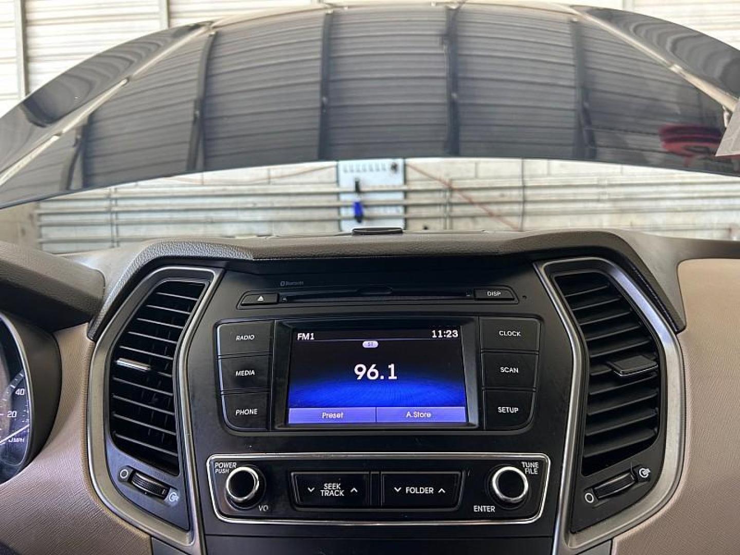 2018 BLUE Hyundai Santa Fe Sport (5XYZTDLB1JG) with an 4-Cyl GDI 2.4 Liter engine, Automatic 6-Spd w/Shiftronic transmission, located at 412 Auto Vista Drive, Palmdale, 93551, (661) 945-0620, 34.592636, -118.136681 - Photo#11