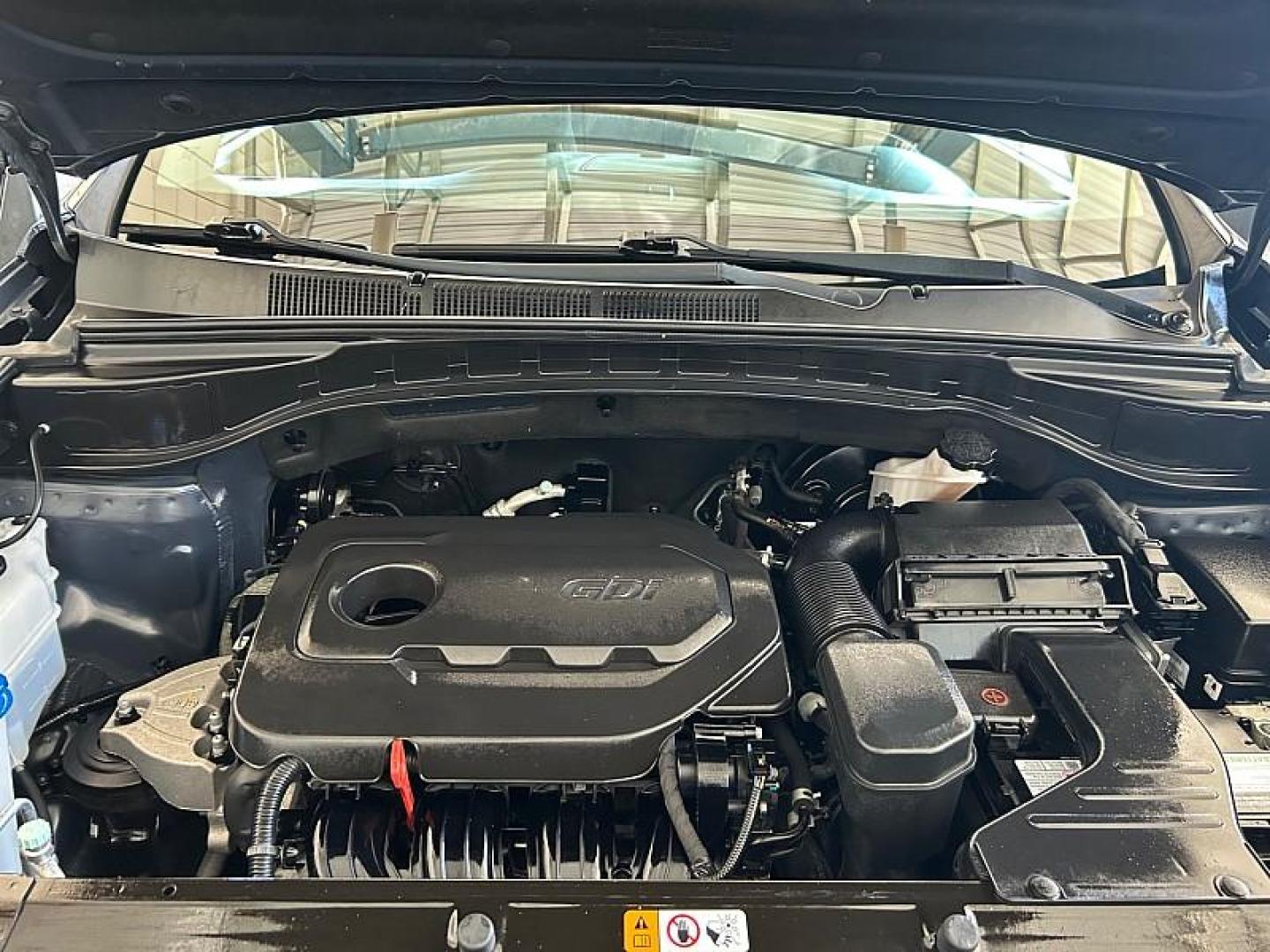 2018 BLUE Hyundai Santa Fe Sport (5XYZTDLB1JG) with an 4-Cyl GDI 2.4 Liter engine, Automatic 6-Spd w/Shiftronic transmission, located at 412 Auto Vista Drive, Palmdale, 93551, (661) 945-0620, 34.592636, -118.136681 - Photo#19