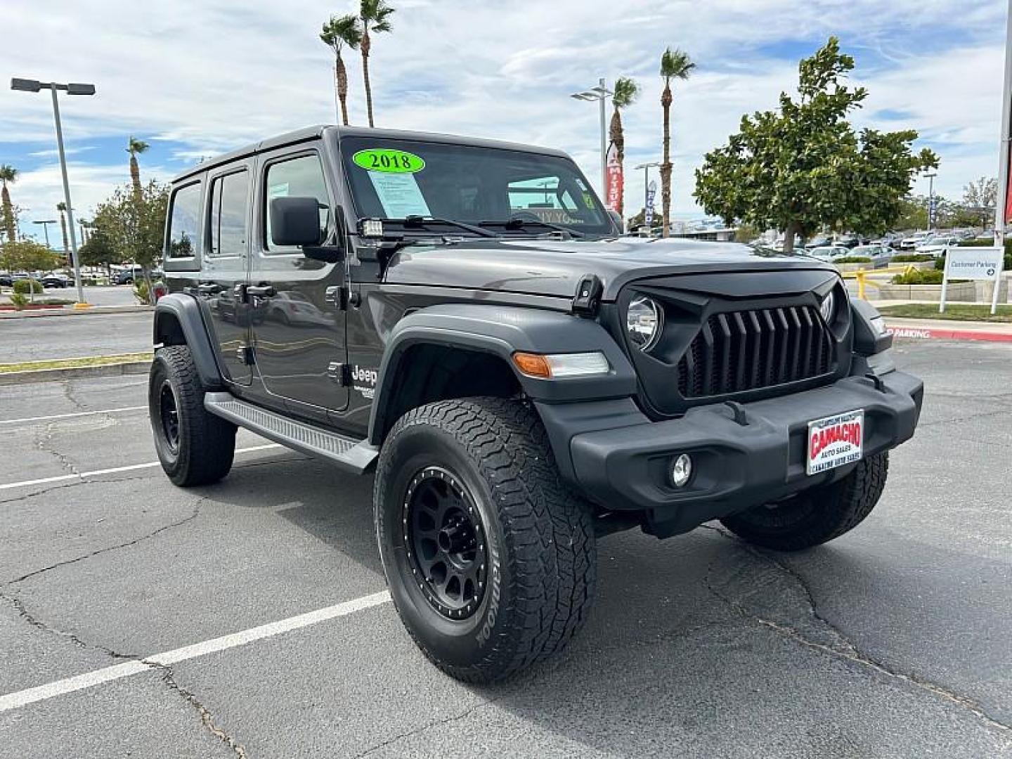 2018 GRAY Jeep Wrangler Unlimited (1C4HJXDG0JW) with an V6 3.6 Liter engine, Automatic transmission, located at 412 Auto Vista Drive, Palmdale, 93551, (661) 945-0620, 34.592636, -118.136681 - Photo#0