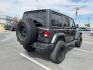 2018 GRAY Jeep Wrangler Unlimited (1C4HJXDG0JW) with an V6 3.6 Liter engine, Automatic transmission, located at 412 Auto Vista Drive, Palmdale, 93551, (661) 945-0620, 34.592636, -118.136681 - Photo#4