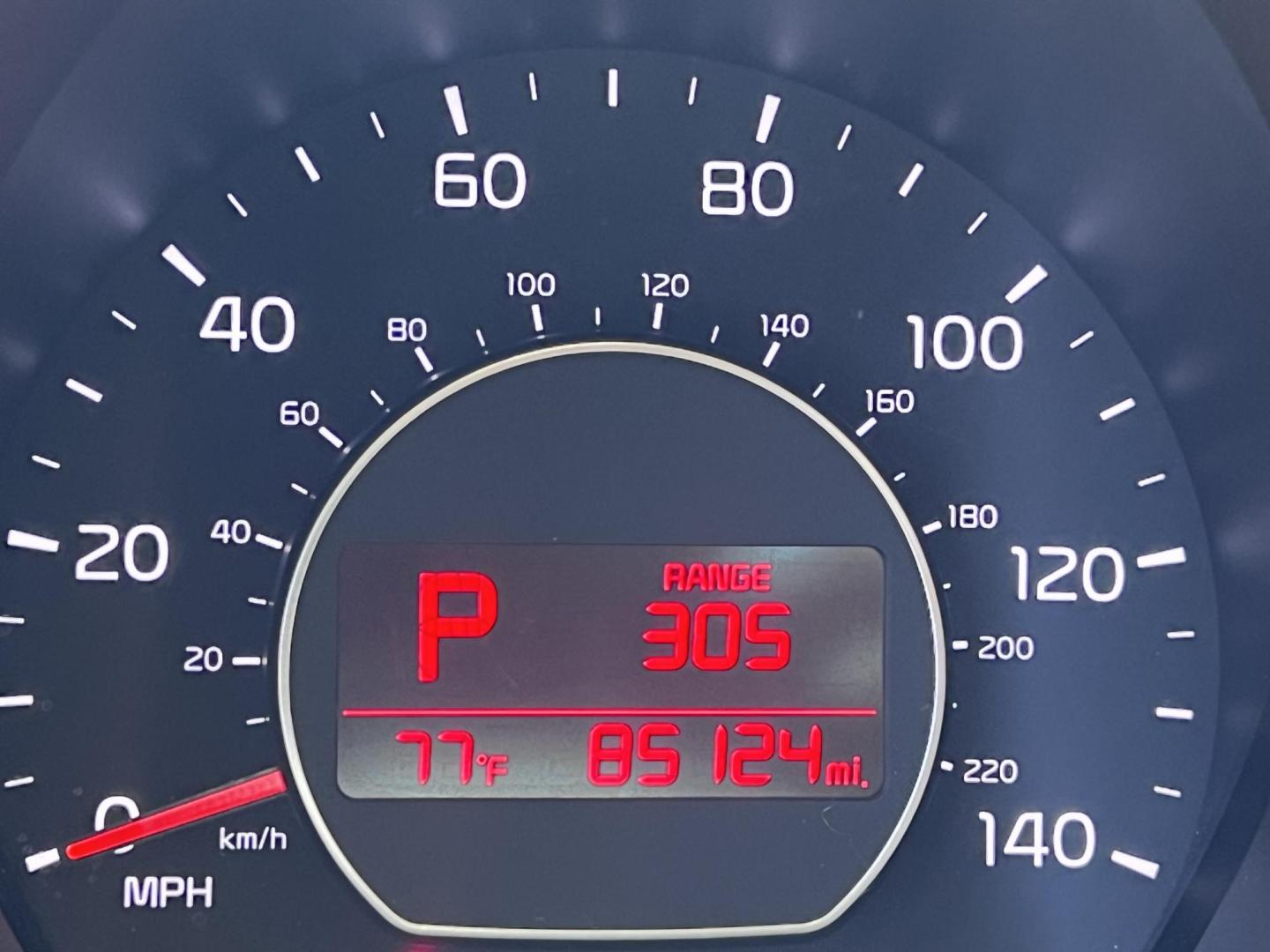 2018 White /Black Kia Soul + (KNDJP3A50J7) with an 2.0L L4 DOHC 16V engine, 6A transmission, located at 30 S. Berkeley Avenue, Pasadena, CA, 91107, (626) 248-7567, 34.145447, -118.109398 - 2018 Kia Soul for Sale – Buy Here Pay Here – $500 Down – No Credit Needed – Pasadena BHPH Dealer Looking for a fun, reliable, and fuel-efficient vehicle that won’t break the bank? Check out this 2018 Kia Soul now available at Crown City Motors in Pasadena with Buy Here Pay Here financin - Photo#6