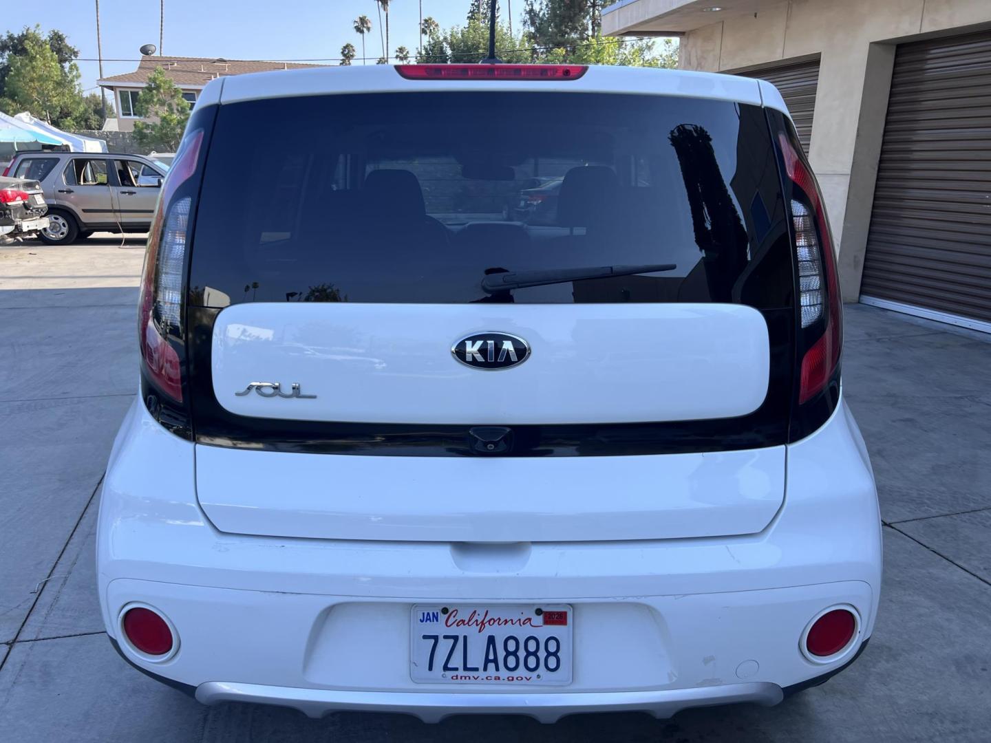 2018 White /Black Kia Soul + (KNDJP3A50J7) with an 2.0L L4 DOHC 16V engine, 6A transmission, located at 30 S. Berkeley Avenue, Pasadena, CA, 91107, (626) 248-7567, 34.145447, -118.109398 - 2018 Kia Soul for Sale – Buy Here Pay Here – $500 Down – No Credit Needed – Pasadena BHPH Dealer Looking for a fun, reliable, and fuel-efficient vehicle that won’t break the bank? Check out this 2018 Kia Soul now available at Crown City Motors in Pasadena with Buy Here Pay Here financin - Photo#10