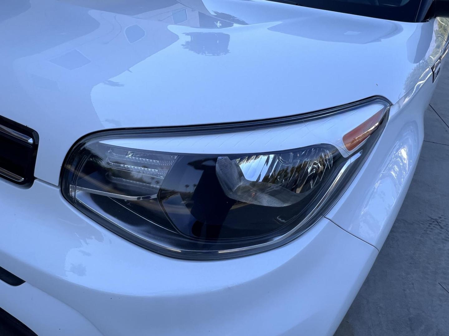 2018 White /Black Kia Soul + (KNDJP3A50J7) with an 2.0L L4 DOHC 16V engine, 6A transmission, located at 30 S. Berkeley Avenue, Pasadena, CA, 91107, (626) 248-7567, 34.145447, -118.109398 - 2018 Kia Soul for Sale – Buy Here Pay Here – $500 Down – No Credit Needed – Pasadena BHPH Dealer Looking for a fun, reliable, and fuel-efficient vehicle that won’t break the bank? Check out this 2018 Kia Soul now available at Crown City Motors in Pasadena with Buy Here Pay Here financin - Photo#12