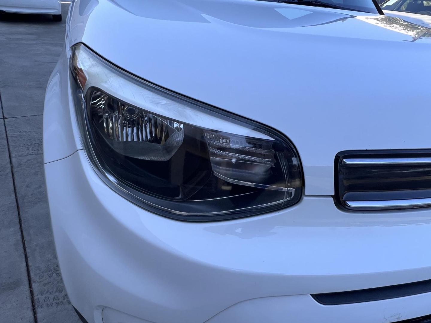 2018 White /Black Kia Soul + (KNDJP3A50J7) with an 2.0L L4 DOHC 16V engine, 6A transmission, located at 30 S. Berkeley Avenue, Pasadena, CA, 91107, (626) 248-7567, 34.145447, -118.109398 - 2018 Kia Soul for Sale – Buy Here Pay Here – $500 Down – No Credit Needed – Pasadena BHPH Dealer Looking for a fun, reliable, and fuel-efficient vehicle that won’t break the bank? Check out this 2018 Kia Soul now available at Crown City Motors in Pasadena with Buy Here Pay Here financin - Photo#21