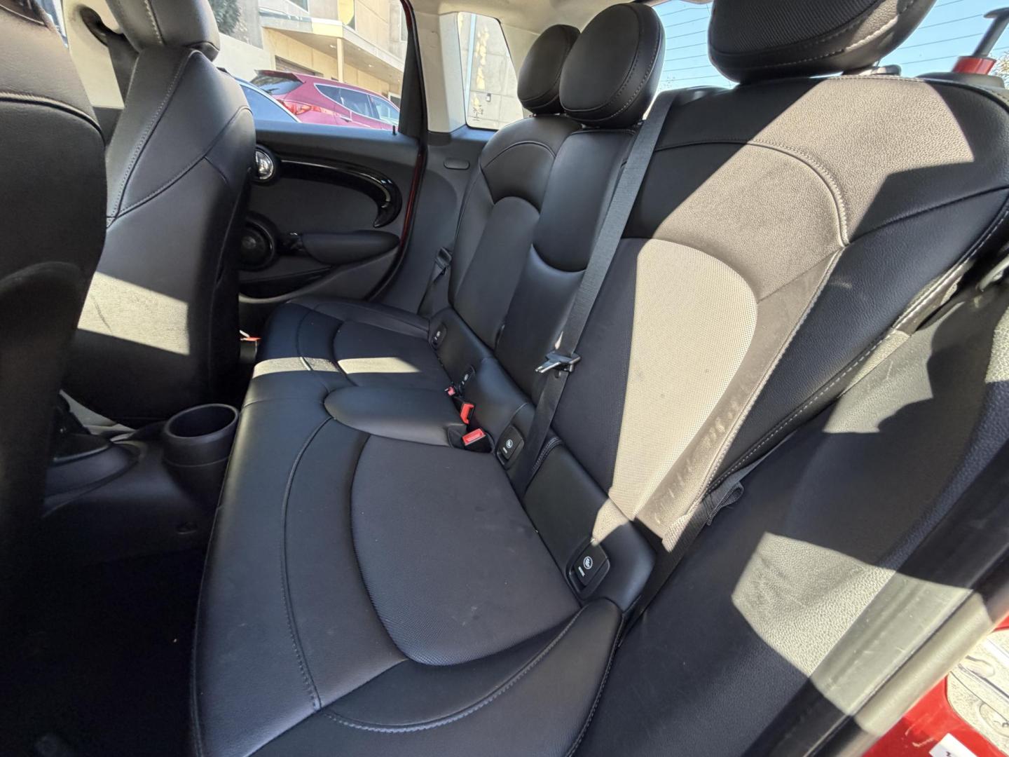 2018 Ruby Red /BLACK Mini Cooper S 3-Door (WMWXU3C57J2) with an 1.5L L3 engine, AUTOMATIC transmission, located at 30 S. Berkeley Avenue, Pasadena, CA, 91107, (626) 248-7567, 34.145447, -118.109398 - 237406 Crown City Motors is a used “Buy Here Pay Here” car dealer in Pasadena CA. “Buy Here Pay Here” financing, means that when you purchase your vehicle from our dealership, that you make the payments to the dealership as well. We do not need the banks approval to get you approved for a - Photo#14