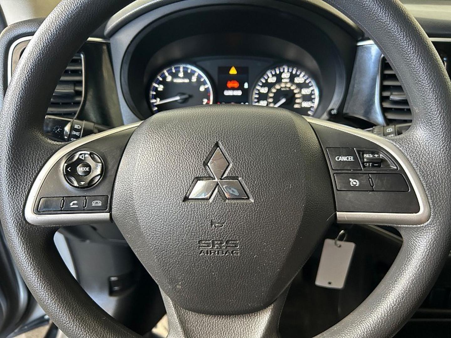 2018 Silver Mitsubishi Outlander (JA4AD2A38JJ) with an 4-Cyl 2.4 Liter engine, Automatic CVT transmission, located at 412 Auto Vista Drive, Palmdale, 93551, (661) 945-0620, 34.592636, -118.136681- Photo#17