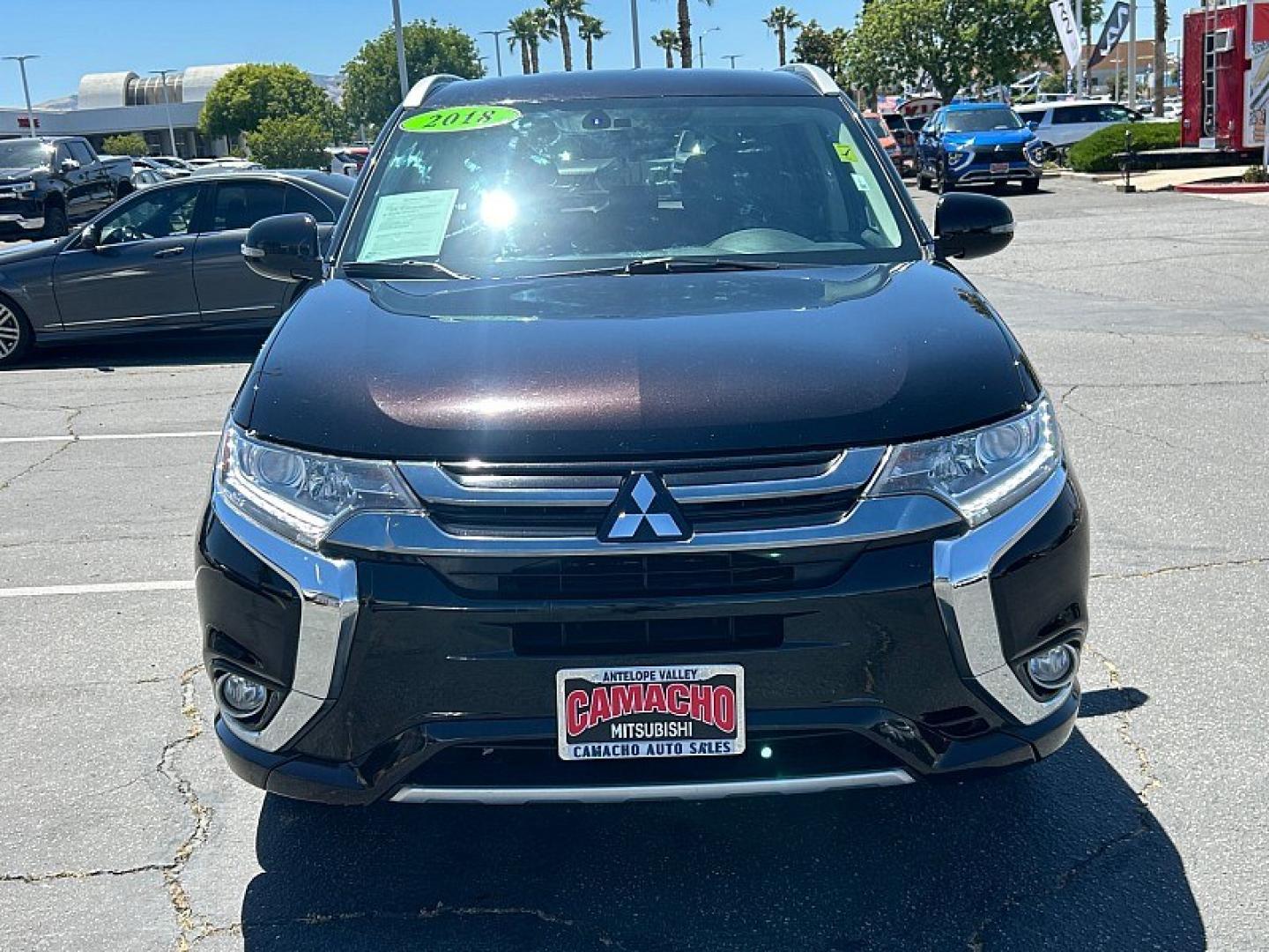 2018 RUBY BLACK Mitsubishi Outlander Plug-In Hybrid (JA4J24A58JZ) with an 4-Cyl Hybrid 2.0 Liter engine, Single-Speed Fixed Gear transmission, located at 412 Auto Vista Drive, Palmdale, 93551, (661) 945-0620, 34.592636, -118.136681- Photo#1