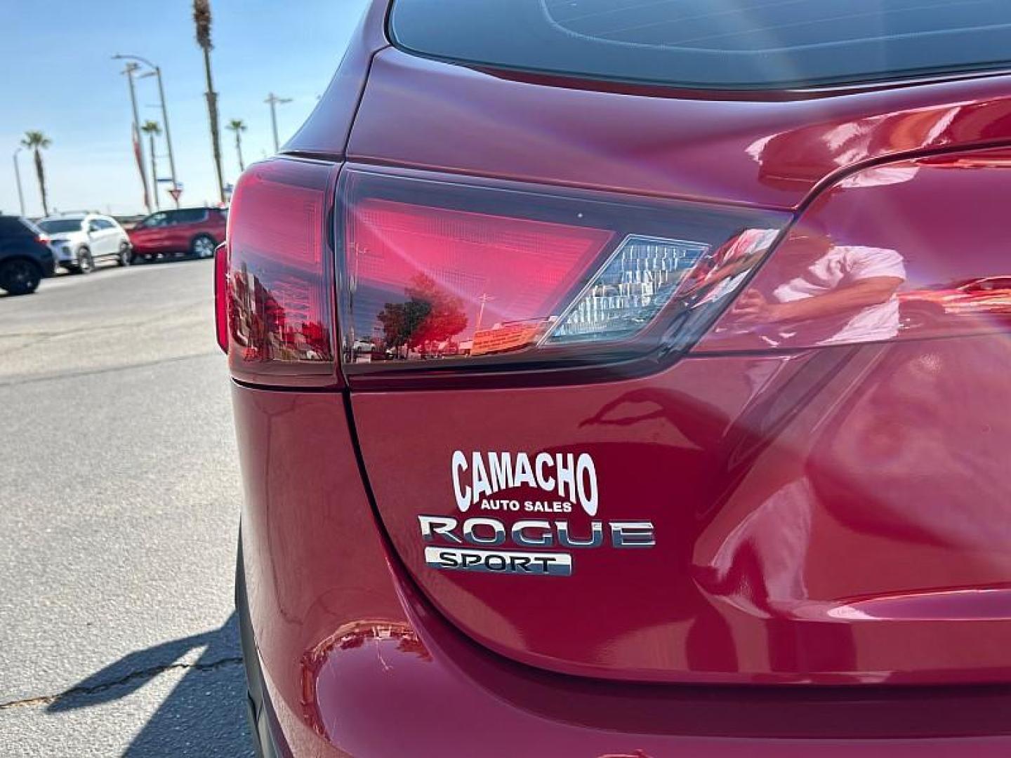 2018 RED Nissan Rogue Sport (JN1BJ1CP4JW) with an 4-Cyl 2.0 Liter engine, Auto CVT Xtronic transmission, located at 412 Auto Vista Drive, Palmdale, 93551, (661) 945-0620, 34.592636, -118.136681 - Photo#13