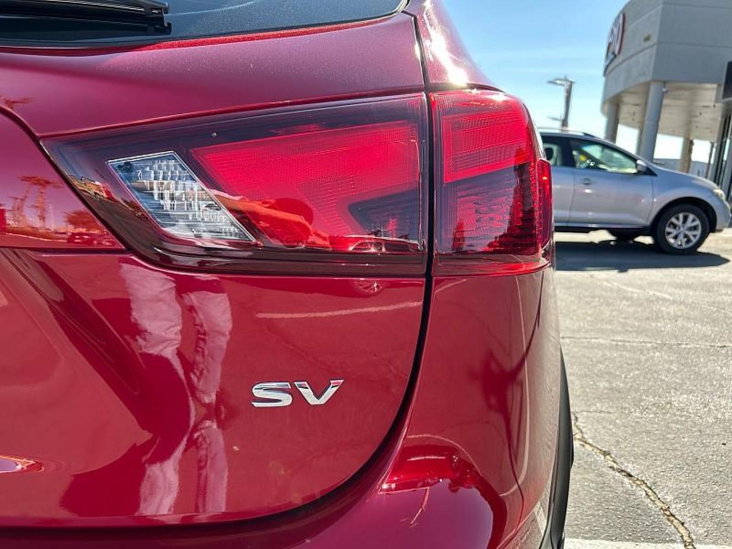 2018 RED Nissan Rogue Sport (JN1BJ1CP4JW) with an 4-Cyl 2.0 Liter engine, Auto CVT Xtronic transmission, located at 412 Auto Vista Drive, Palmdale, 93551, (661) 945-0620, 34.592636, -118.136681 - Photo#15