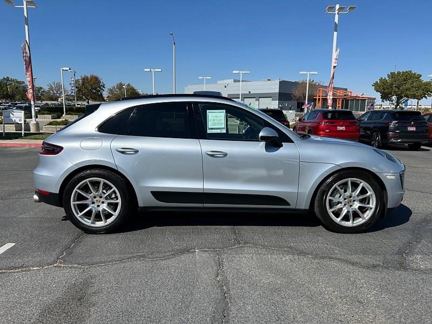 2018 SILVER Porsche Macan (WP1AB2A57JL) with an V6 Twin Turbo 3.0 Liter engine, Auto 7-Spd PDK Dbl-Cltch transmission, located at 412 Auto Vista Drive, Palmdale, 93551, (661) 945-0620, 34.592636, -118.136681 - Photo#3