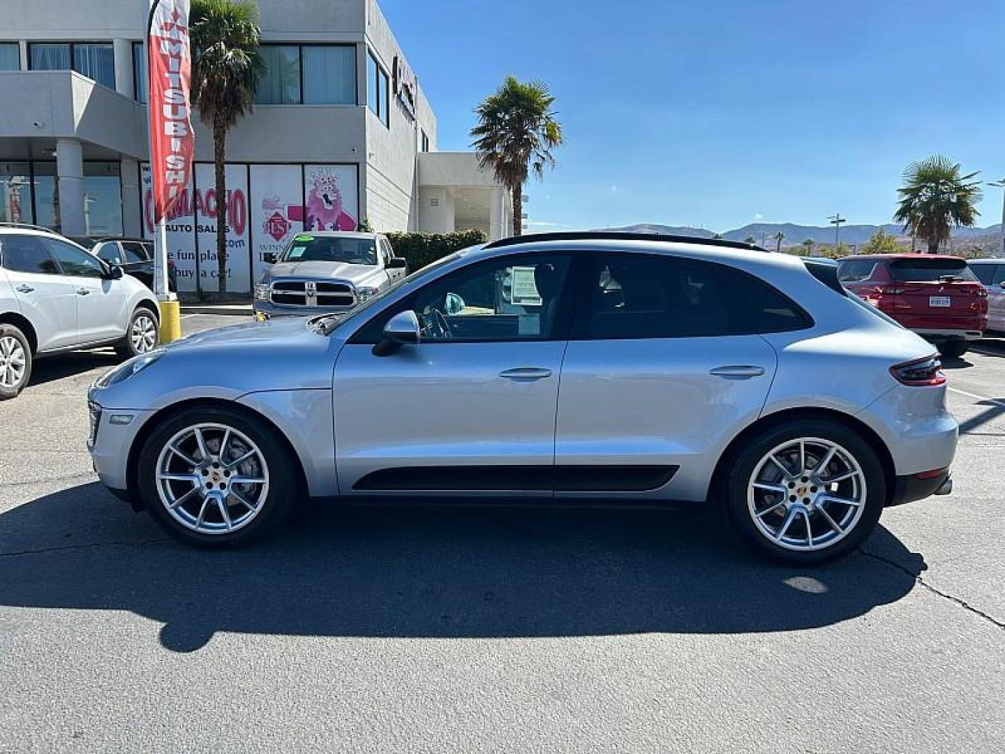2018 SILVER Porsche Macan (WP1AB2A57JL) with an V6 Twin Turbo 3.0 Liter engine, Auto 7-Spd PDK Dbl-Cltch transmission, located at 412 Auto Vista Drive, Palmdale, 93551, (661) 945-0620, 34.592636, -118.136681 - Photo#7