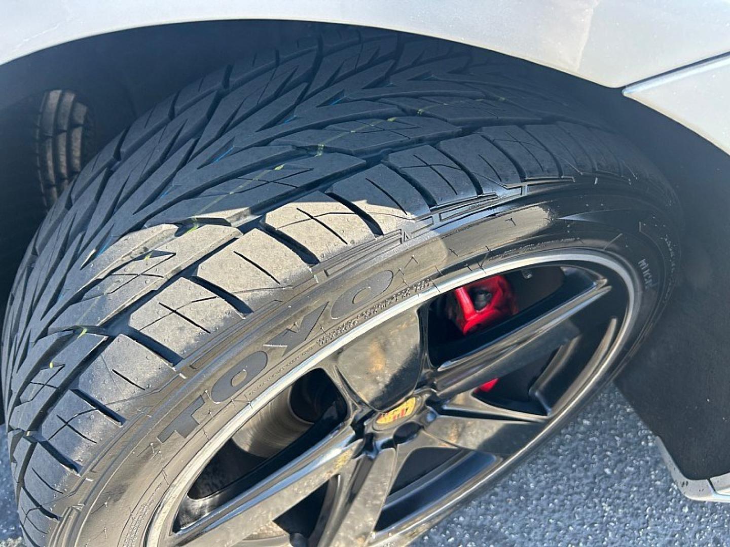 2018 SILVER Porsche Macan (WP1AG2A59JL) with an V6 Twin Turbo 3.0 Liter engine, Auto 7-Spd PDK Dbl-Cltch transmission, located at 412 Auto Vista Drive, Palmdale, 93551, (661) 945-0620, 34.592636, -118.136681- Photo#13