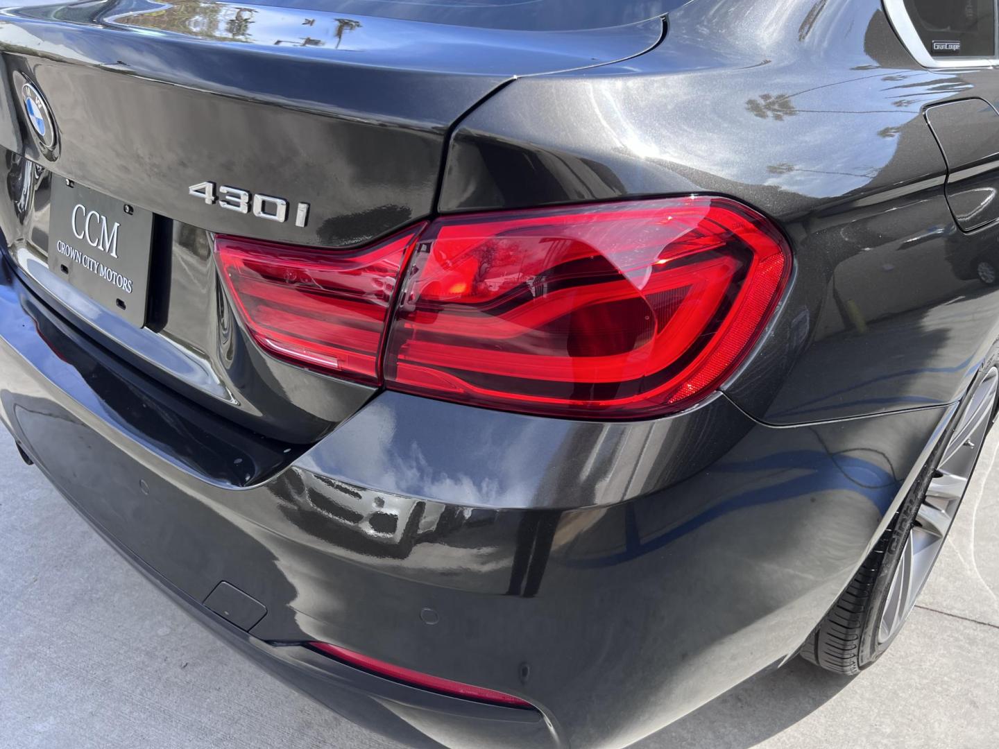 2019 Mineral Grey Metallic /Black BMW 4-Series 430i (WBA4J1C51KB) with an 2.0L L4 DOHC 16V engine, 8A transmission, located at 30 S. Berkeley Avenue, Pasadena, CA, 91107, (626) 248-7567, 34.145447, -118.109398 - Searching for a stylish yet practical luxury car? Look no further than this 2019 BMW 4-Series Gran Coupe 430i, now available at Crown City Motors of Pasadena. As a leading Buy Here Pay Here dealer, we specialize in bad credit used car financing, making it simple for drivers in Pasadena and beyond to - Photo#9