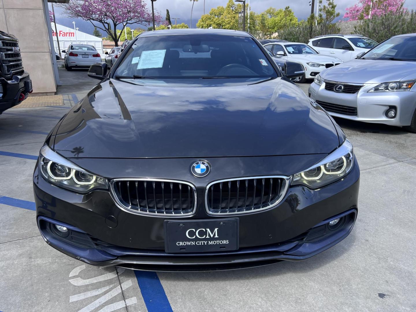 2019 Mineral Grey Metallic /Black BMW 4-Series 430i (WBA4J1C51KB) with an 2.0L L4 DOHC 16V engine, 8A transmission, located at 30 S. Berkeley Avenue, Pasadena, CA, 91107, (626) 248-7567, 34.145447, -118.109398 - Searching for a stylish yet practical luxury car? Look no further than this 2019 BMW 4-Series Gran Coupe 430i, now available at Crown City Motors of Pasadena. As a leading Buy Here Pay Here dealer, we specialize in bad credit used car financing, making it simple for drivers in Pasadena and beyond to - Photo#18