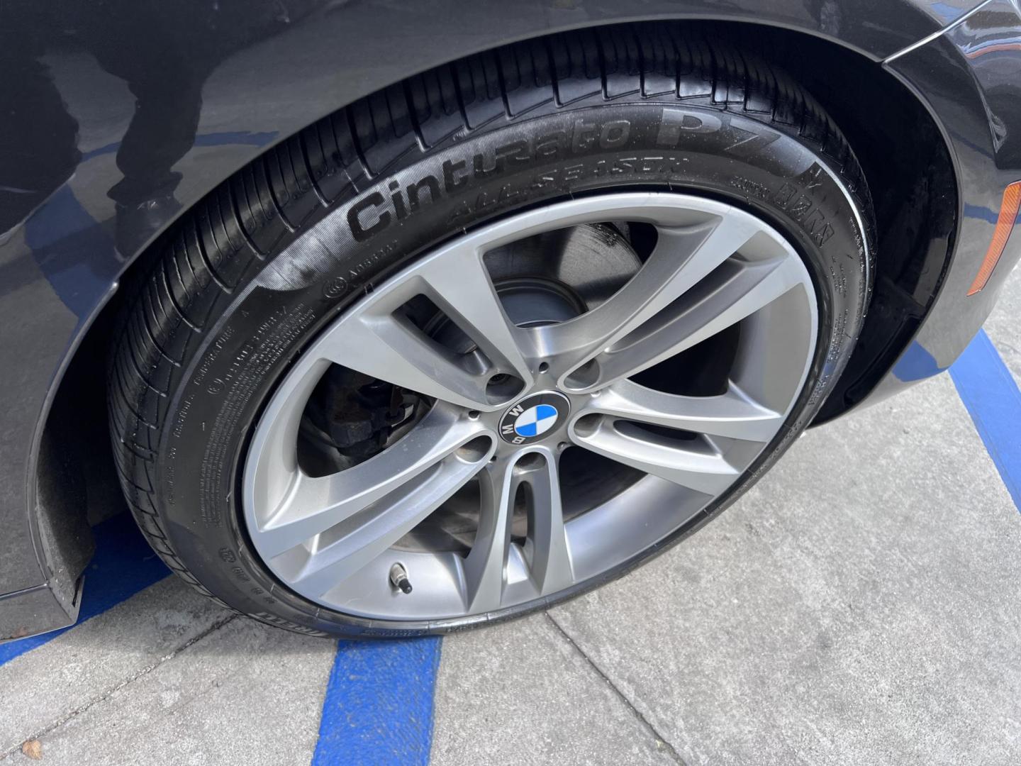 2019 Mineral Grey Metallic /Black BMW 4-Series 430i (WBA4J1C51KB) with an 2.0L L4 DOHC 16V engine, 8A transmission, located at 30 S. Berkeley Avenue, Pasadena, CA, 91107, (626) 248-7567, 34.145447, -118.109398 - Searching for a stylish yet practical luxury car? Look no further than this 2019 BMW 4-Series Gran Coupe 430i, now available at Crown City Motors of Pasadena. As a leading Buy Here Pay Here dealer, we specialize in bad credit used car financing, making it simple for drivers in Pasadena and beyond to - Photo#21
