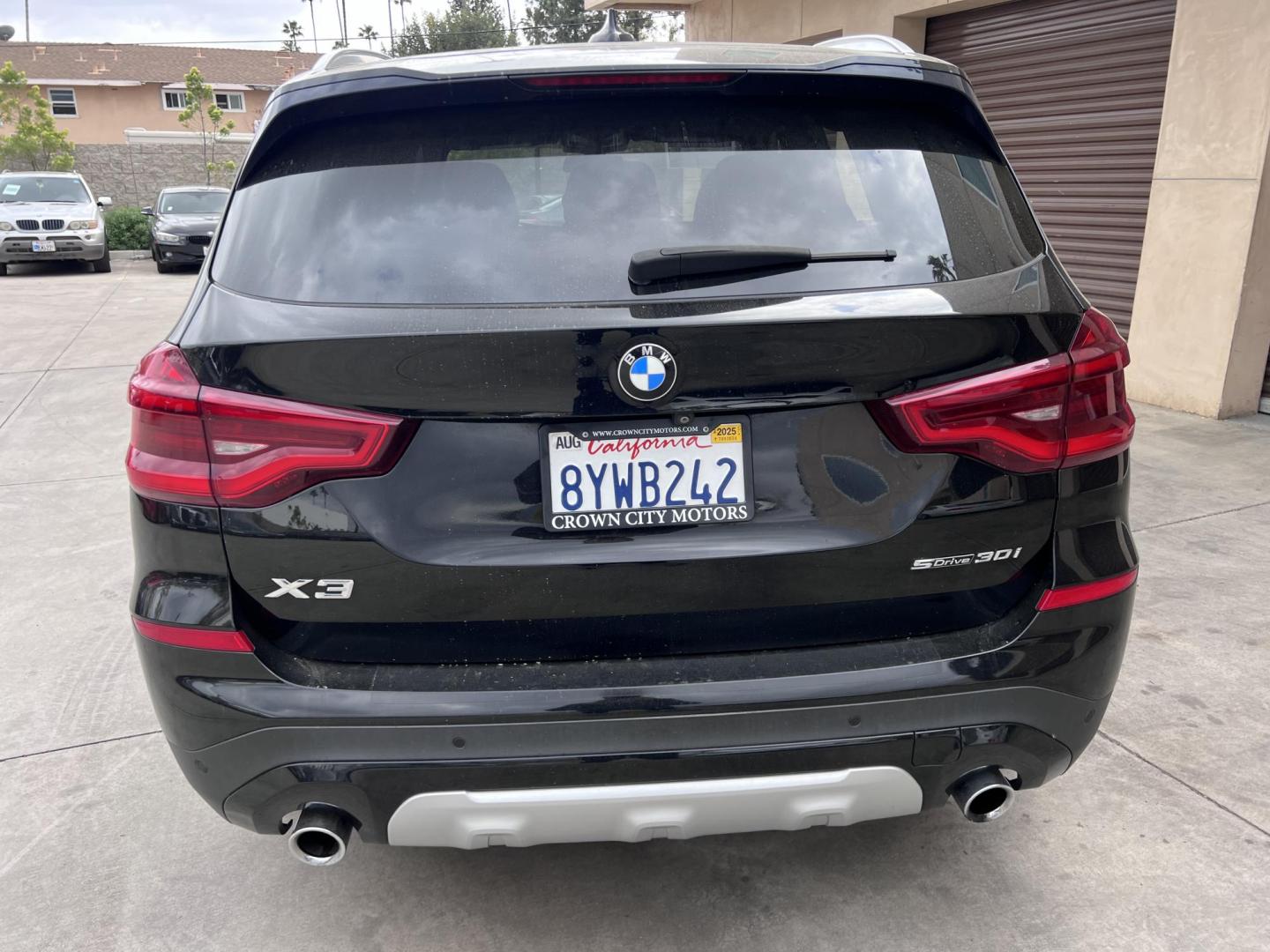 2019 BLACK /black BMW X3 xDrive30i (5UXTR7C55KL) with an 2.0L L4 DOHC 16V engine, 8A transmission, located at 30 S. Berkeley Avenue, Pasadena, CA, 91107, (626) 248-7567, 34.145447, -118.109398 - Photo#4