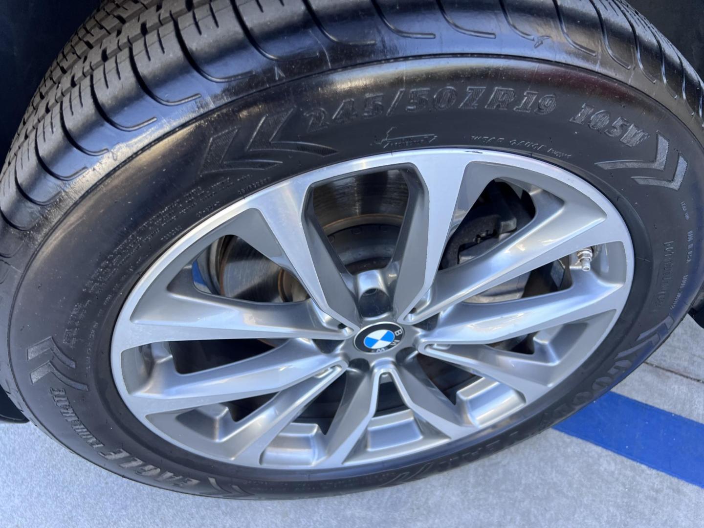 2019 BLACK /black BMW X3 xDrive30i (5UXTR7C55KL) with an 2.0L L4 DOHC 16V engine, 8A transmission, located at 30 S. Berkeley Avenue, Pasadena, CA, 91107, (626) 248-7567, 34.145447, -118.109398 - Photo#43