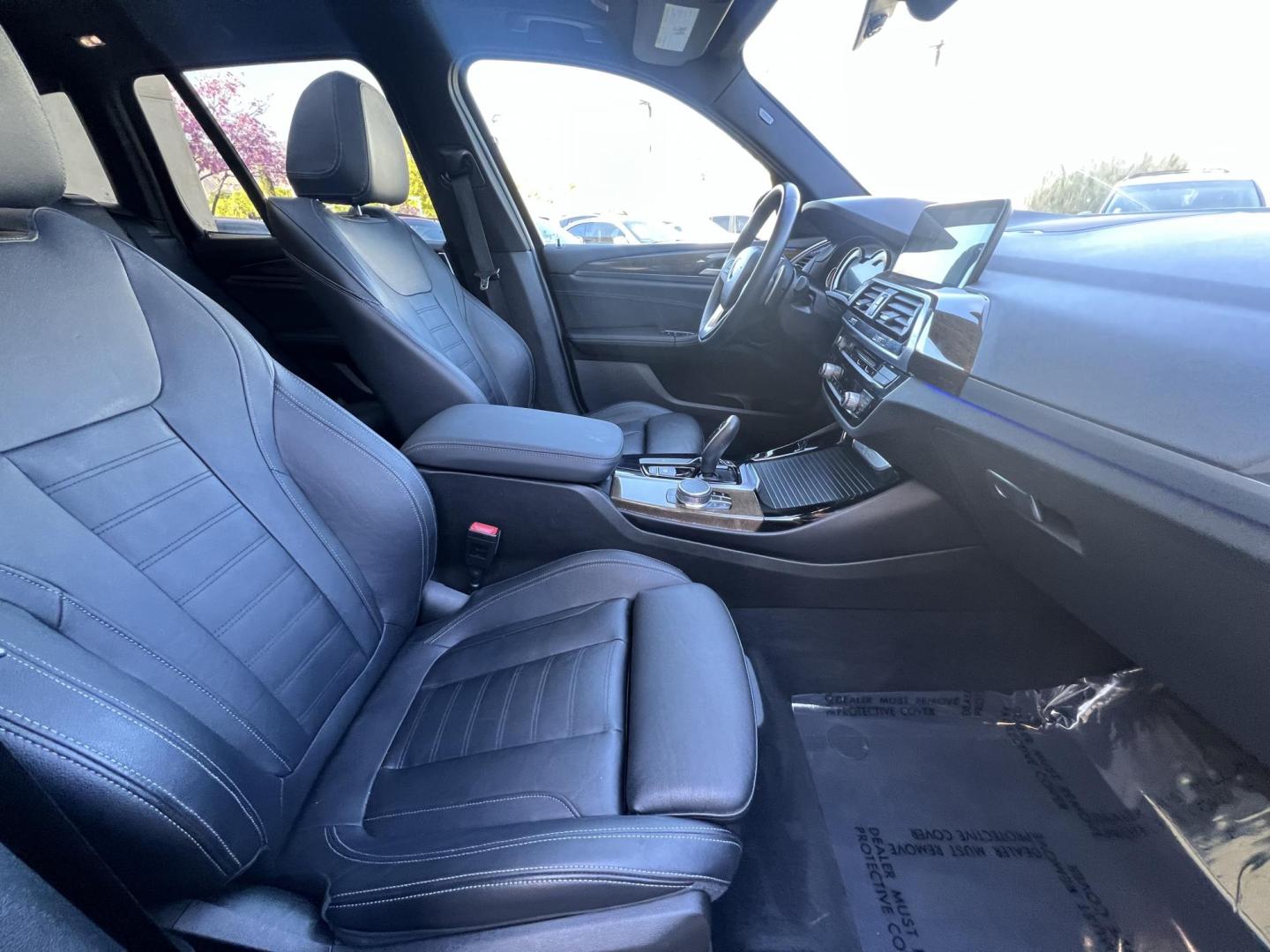 2019 BLACK /black BMW X3 xDrive30i (5UXTR7C55KL) with an 2.0L L4 DOHC 16V engine, 8A transmission, located at 30 S. Berkeley Avenue, Pasadena, CA, 91107, (626) 248-7567, 34.145447, -118.109398 - Photo#50