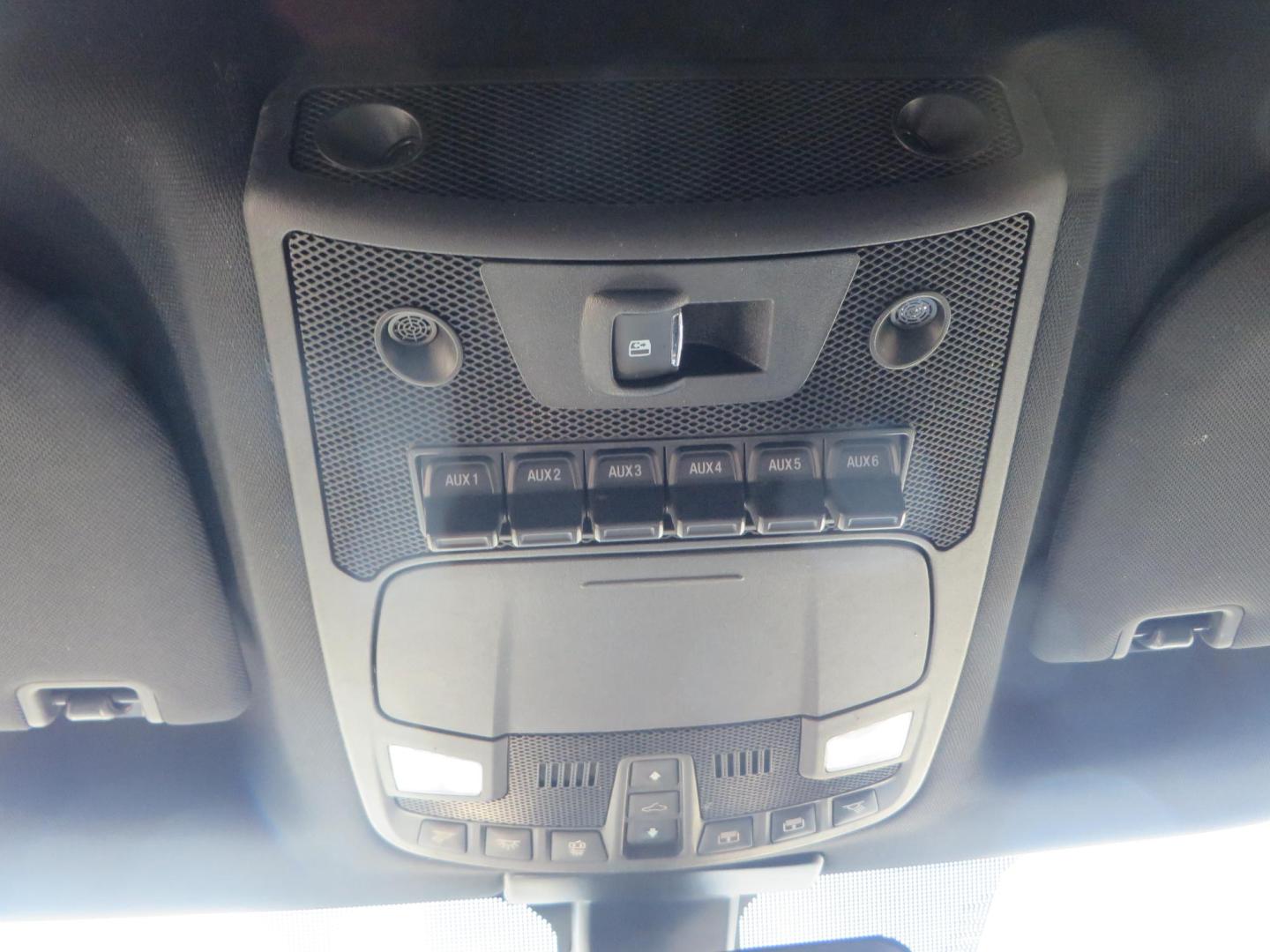 2019 SILVER /black Ford F-350 SD Platinum Crew Cab 4WD Long Bed (1FT8W3BT7KE) with an 6.7L V8 OHV 16V DIESEL engine, 6A transmission, located at 2630 Grass Valley Highway, Auburn, CA, 95603, (530) 508-5100, 38.937893, -121.095482 - Lond Bed Superduty with factory 5th wheel prep ready to tow with Rigid industries back up lights. - Photo#28