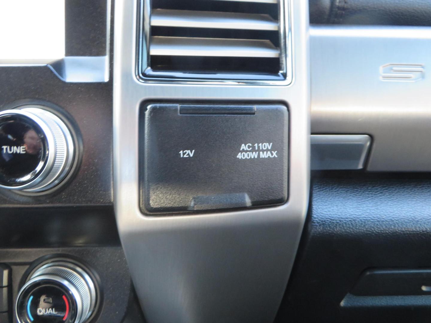 2019 SILVER /black Ford F-350 SD Platinum Crew Cab 4WD Long Bed (1FT8W3BT7KE) with an 6.7L V8 OHV 16V DIESEL engine, 6A transmission, located at 2630 Grass Valley Highway, Auburn, CA, 95603, (530) 508-5100, 38.937893, -121.095482 - Lond Bed Superduty with factory 5th wheel prep ready to tow with Rigid industries back up lights. - Photo#37