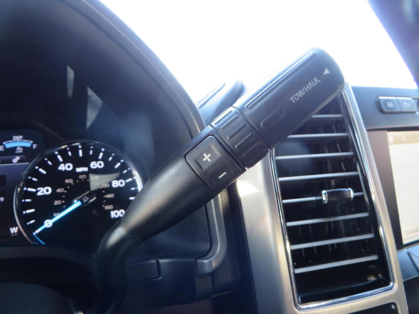 2019 SILVER /black Ford F-350 SD Platinum Crew Cab 4WD Long Bed (1FT8W3BT7KE) with an 6.7L V8 OHV 16V DIESEL engine, 6A transmission, located at 2630 Grass Valley Highway, Auburn, CA, 95603, (530) 508-5100, 38.937893, -121.095482 - Lond Bed Superduty with factory 5th wheel prep ready to tow with Rigid industries back up lights. - Photo#39