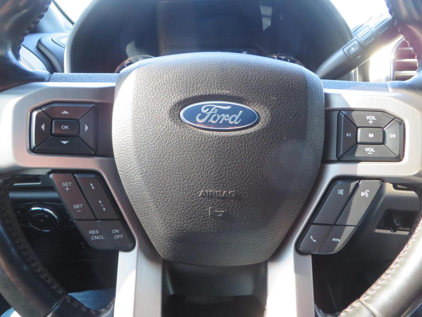 2019 SILVER /black Ford F-350 SD Platinum Crew Cab 4WD Long Bed (1FT8W3BT7KE) with an 6.7L V8 OHV 16V DIESEL engine, 6A transmission, located at 2630 Grass Valley Highway, Auburn, CA, 95603, (530) 508-5100, 38.937893, -121.095482 - Lond Bed Superduty with factory 5th wheel prep ready to tow with Rigid industries back up lights. - Photo#41