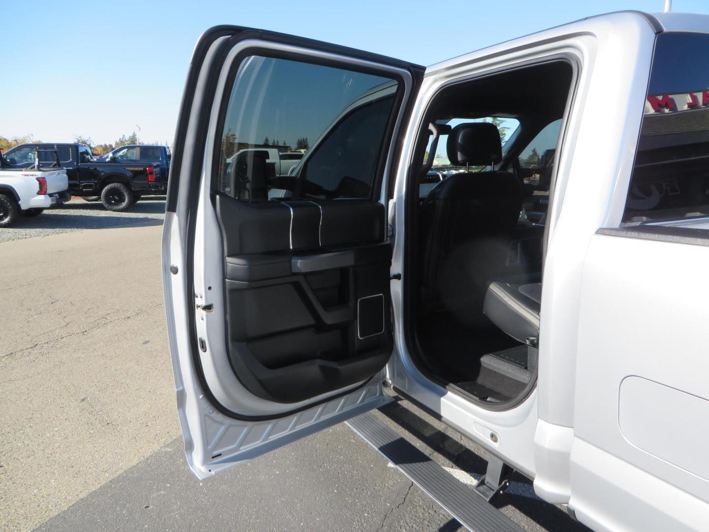 2019 SILVER /black Ford F-350 SD Platinum Crew Cab 4WD Long Bed (1FT8W3BT7KE) with an 6.7L V8 OHV 16V DIESEL engine, 6A transmission, located at 2630 Grass Valley Highway, Auburn, CA, 95603, (530) 508-5100, 38.937893, -121.095482 - Lond Bed Superduty with factory 5th wheel prep ready to tow with Rigid industries back up lights. - Photo#48