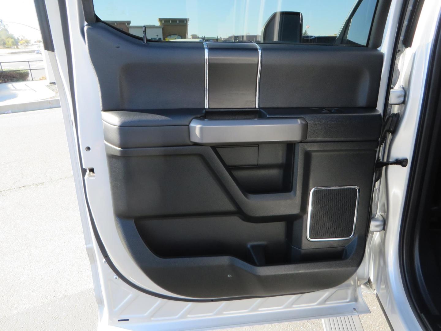 2019 SILVER /black Ford F-350 SD Platinum Crew Cab 4WD Long Bed (1FT8W3BT7KE) with an 6.7L V8 OHV 16V DIESEL engine, 6A transmission, located at 2630 Grass Valley Highway, Auburn, CA, 95603, (530) 508-5100, 38.937893, -121.095482 - Lond Bed Superduty with factory 5th wheel prep ready to tow with Rigid industries back up lights. - Photo#50