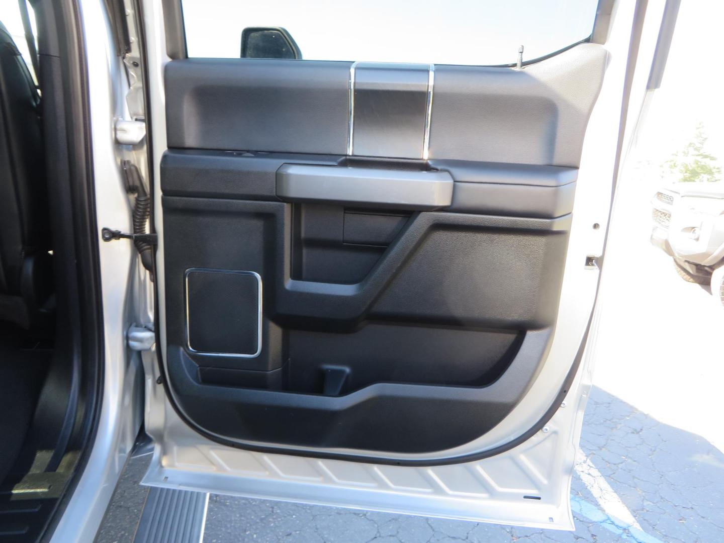 2019 SILVER /black Ford F-350 SD Platinum Crew Cab 4WD Long Bed (1FT8W3BT7KE) with an 6.7L V8 OHV 16V DIESEL engine, 6A transmission, located at 2630 Grass Valley Highway, Auburn, CA, 95603, (530) 508-5100, 38.937893, -121.095482 - Lond Bed Superduty with factory 5th wheel prep ready to tow with Rigid industries back up lights. - Photo#66