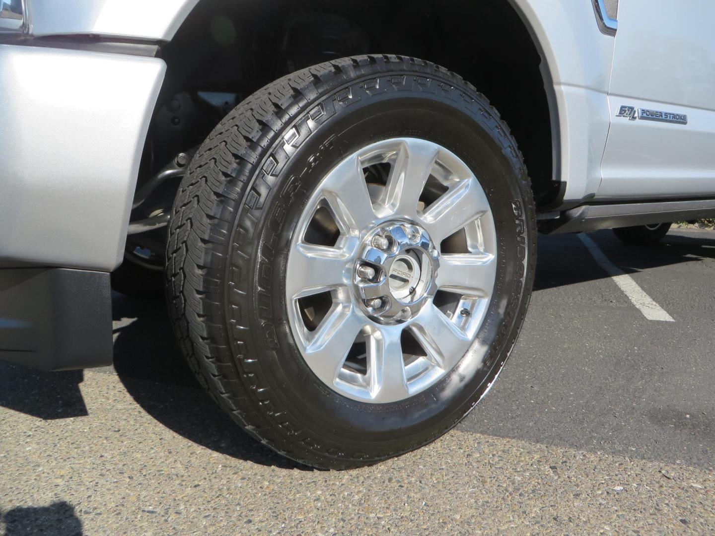 2019 SILVER /black Ford F-350 SD Platinum Crew Cab 4WD Long Bed (1FT8W3BT7KE) with an 6.7L V8 OHV 16V DIESEL engine, 6A transmission, located at 2630 Grass Valley Highway, Auburn, CA, 95603, (530) 508-5100, 38.937893, -121.095482 - Lond Bed Superduty with factory 5th wheel prep ready to tow with Rigid industries back up lights. - Photo#9