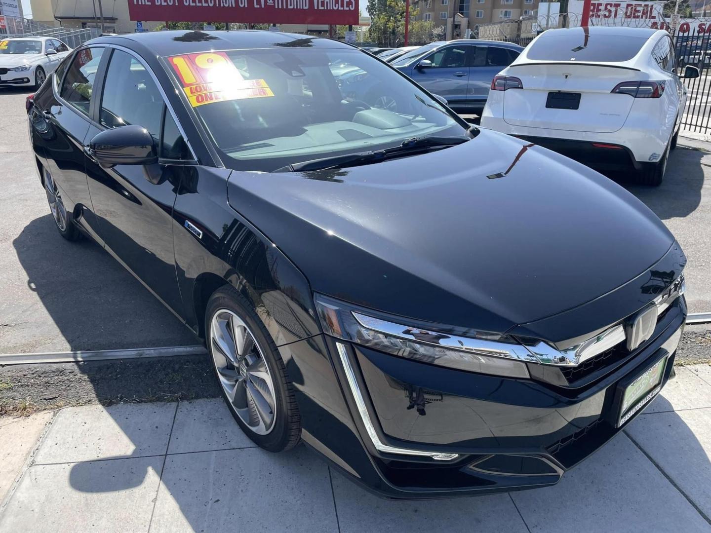 2019 BLACK Honda Clarity Plug-In Hybrid (JHMZC5F19KC) with an 1.5L L4 DOHC 16V HYBRID engine, CVT transmission, located at 744 E Miner Ave, Stockton, CA, 95202, (209) 944-5770, 37.956863, -121.282082 - PLUS TAXES AND FEES NO CHARGER AVAILABLE - Photo#1