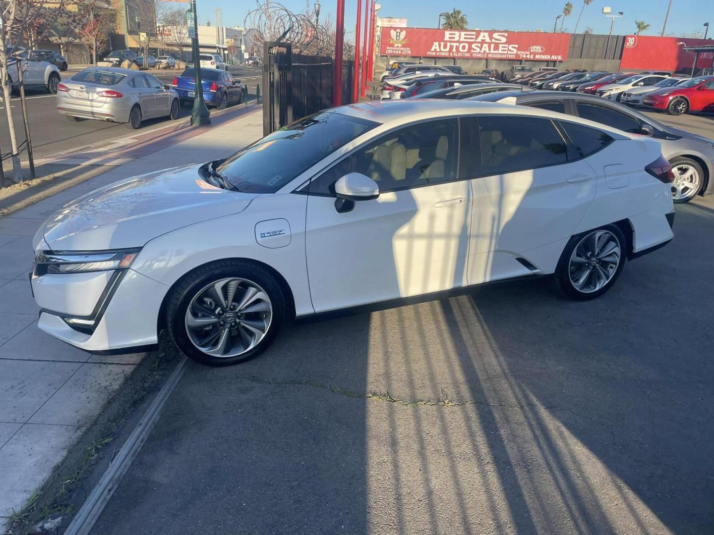2019 Honda Clarity Touring Plug-In Hybrid (JHMZC5F35KC) with an 1.5L L4 DOHC 16V HYBRID engine, CVT transmission, located at 744 E Miner Ave, Stockton, CA, 95202, (209) 944-5770, 37.956863, -121.282082 - PLUS TAXES AND FEES NO CHAGRER AVAILABLE- Photo#11