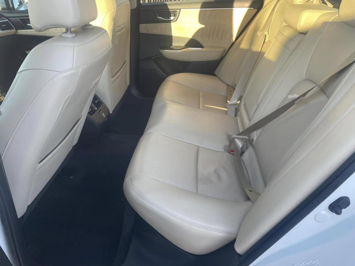 2019 Honda Clarity Touring Plug-In Hybrid (JHMZC5F35KC) with an 1.5L L4 DOHC 16V HYBRID engine, CVT transmission, located at 744 E Miner Ave, Stockton, CA, 95202, (209) 944-5770, 37.956863, -121.282082 - PLUS TAXES AND FEES NO CHAGRER AVAILABLE- Photo#9