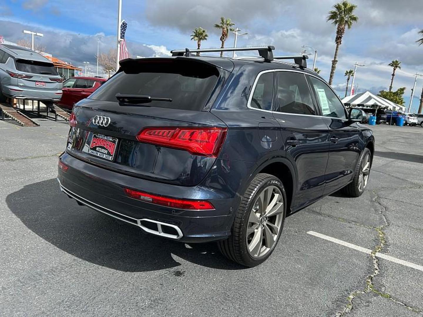 2019 BLUE Audi SQ5 (WA1C4AFYXK2) with an V6 Turbo 3.0 Liter engine, Automatic 8-Spd and Tiptronic transmission, located at 412 Auto Vista Drive, Palmdale, 93551, (661) 945-0620, 34.592636, -118.136681 - Photo#1