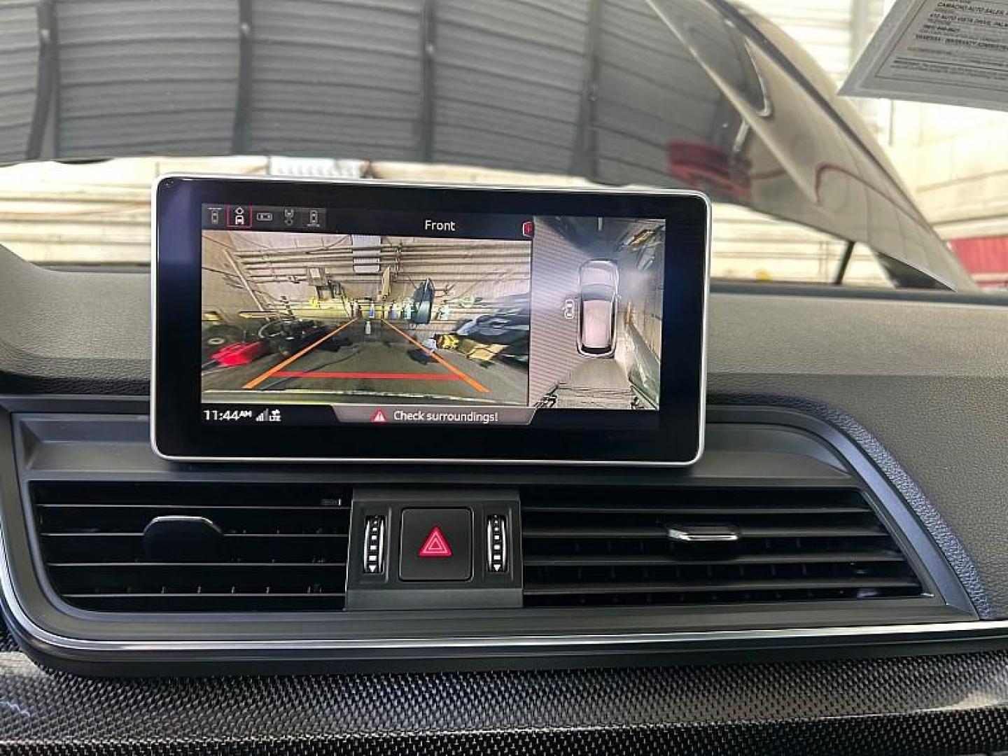 2019 BLUE Audi SQ5 (WA1C4AFYXK2) with an V6 Turbo 3.0 Liter engine, Automatic 8-Spd and Tiptronic transmission, located at 412 Auto Vista Drive, Palmdale, 93551, (661) 945-0620, 34.592636, -118.136681 - Photo#16