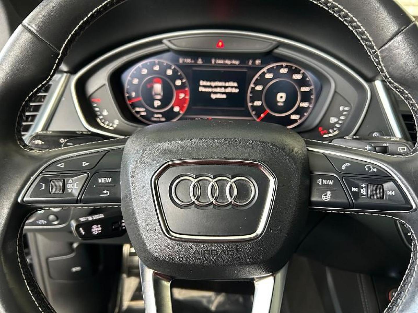 2019 BLUE Audi SQ5 (WA1C4AFYXK2) with an V6 Turbo 3.0 Liter engine, Automatic 8-Spd and Tiptronic transmission, located at 412 Auto Vista Drive, Palmdale, 93551, (661) 945-0620, 34.592636, -118.136681 - Photo#18