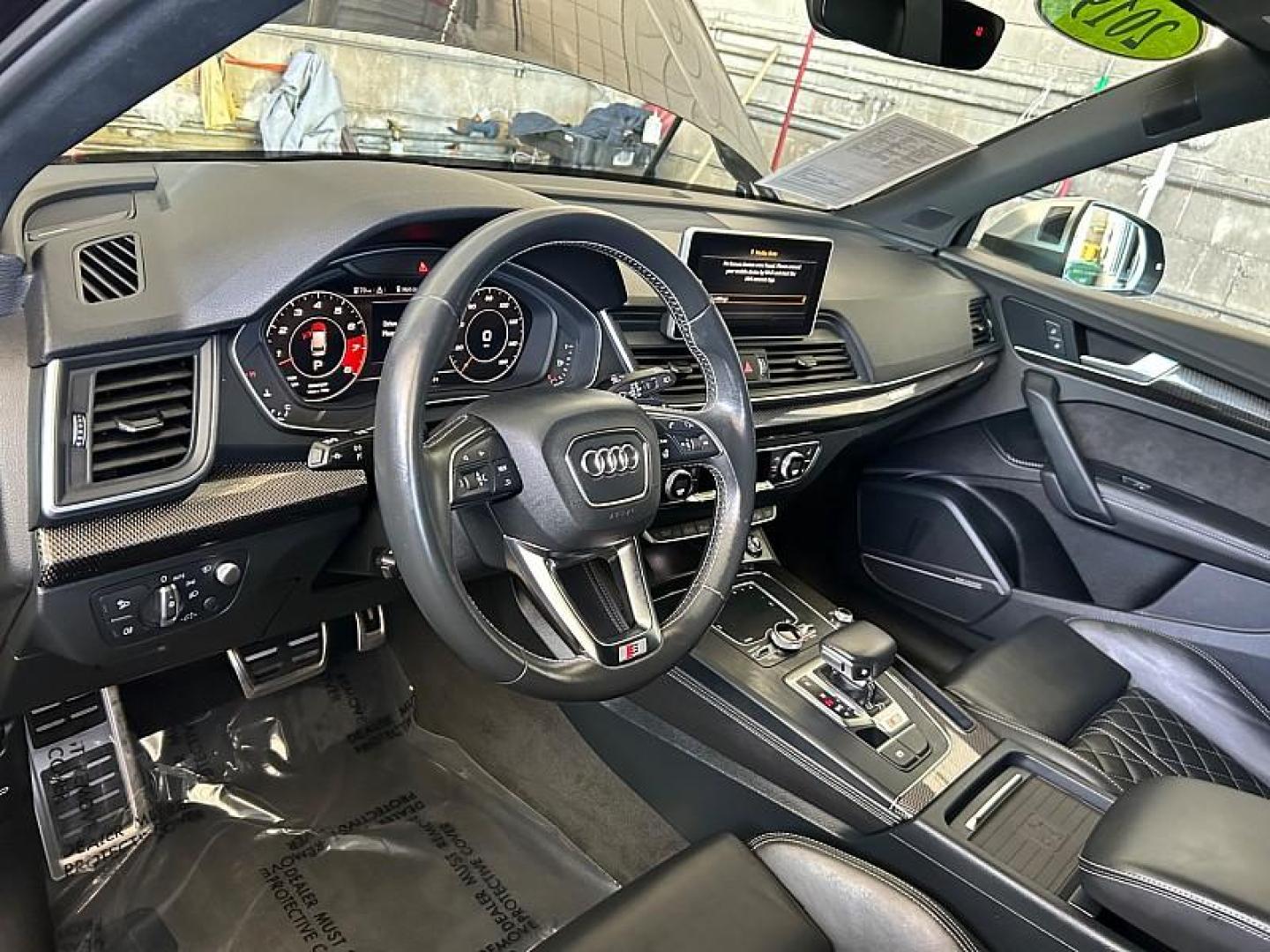 2019 BLUE Audi SQ5 (WA1C4AFYXK2) with an V6 Turbo 3.0 Liter engine, Automatic 8-Spd and Tiptronic transmission, located at 412 Auto Vista Drive, Palmdale, 93551, (661) 945-0620, 34.592636, -118.136681 - Photo#19