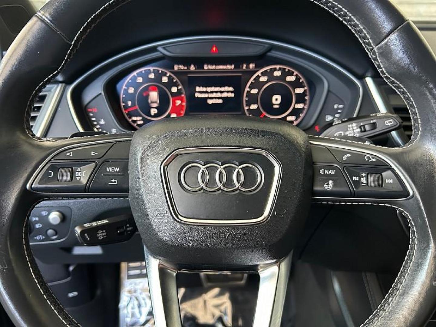 2019 BLUE Audi SQ5 (WA1C4AFYXK2) with an V6 Turbo 3.0 Liter engine, Automatic 8-Spd and Tiptronic transmission, located at 412 Auto Vista Drive, Palmdale, 93551, (661) 945-0620, 34.592636, -118.136681 - Photo#21