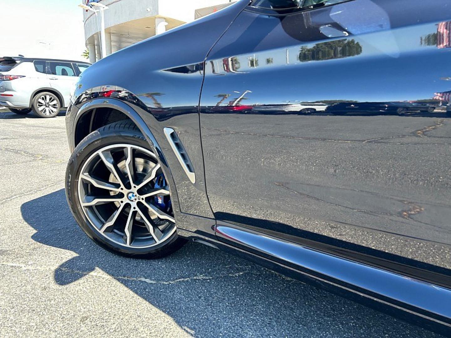2019 BLACK BMW X3 (5UXTS3C59KL) with an 6-Cyl Turbo 3.0 Liter engine, Auto 8-Spd Stptrnc Spt transmission, located at 412 Auto Vista Drive, Palmdale, 93551, (661) 945-0620, 34.592636, -118.136681- Photo#8