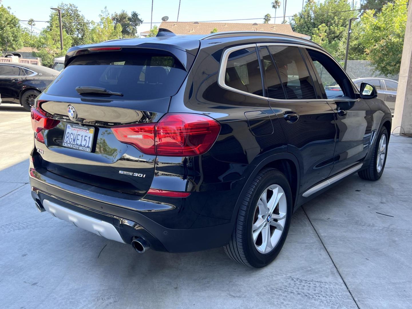 2019 Black /Black BMW X3 xDrive30i (5UXTR7C55KL) with an 2.0L L4 DOHC 16V engine, 8A transmission, located at 30 S. Berkeley Avenue, Pasadena, CA, 91107, (626) 248-7567, 34.145447, -118.109398 - uy Here Pay Here 2019 BMW X3 sDrive30i – Luxury SUV with $500 Down – Bad Credit OK – Pasadena Dealer Take your driving experience to the next level with this 2019 BMW X3 sDrive30i, available now at Crown City Motors in Pasadena. This premium SUV blends BMW’s iconic performance and luxury - Photo#4