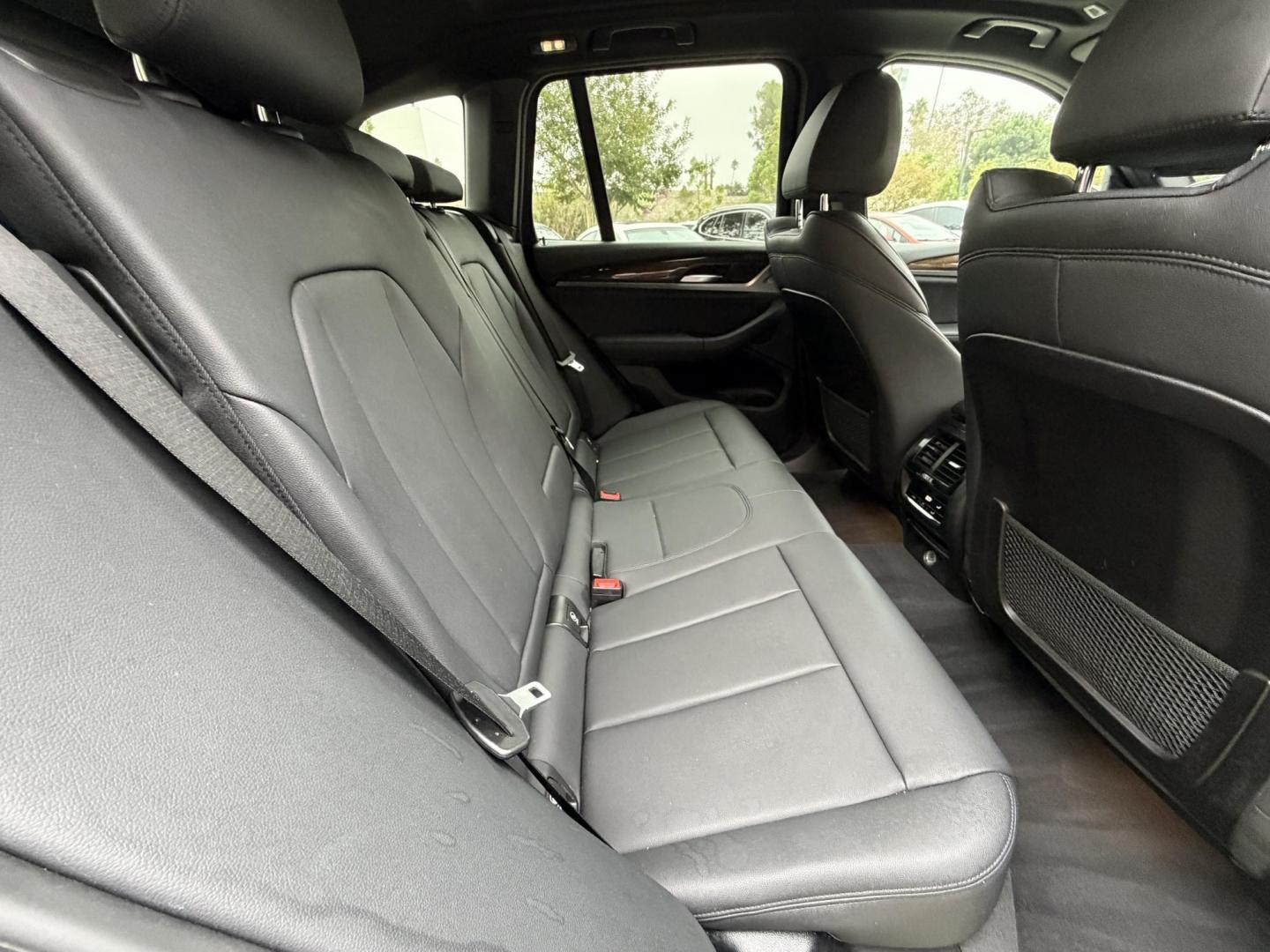 2019 BMW X3 xDrive30i (5UXTR7C54KL) with an 2.0L L4 DOHC 16V engine, 8A transmission, located at 30 S. Berkeley Avenue, Pasadena, CA, 91107, (626) 248-7567, 34.145447, -118.109398- Photo#12
