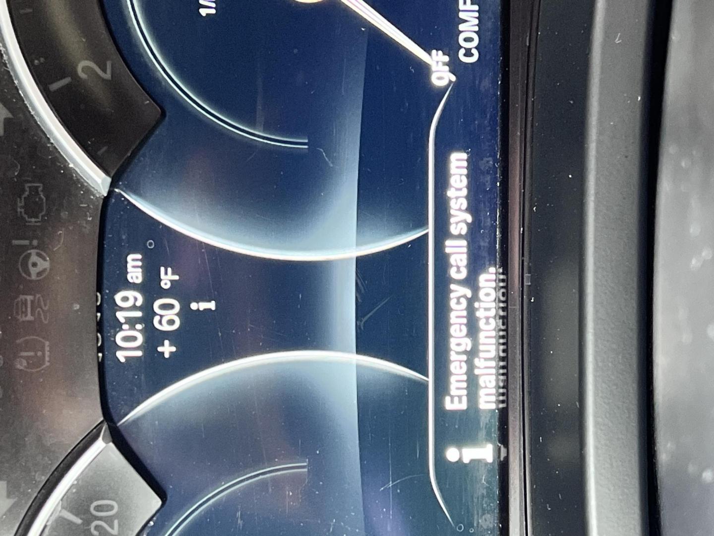 2019 BMW X3 xDrive30i (5UXTR7C54KL) with an 2.0L L4 DOHC 16V engine, 8A transmission, located at 30 S. Berkeley Avenue, Pasadena, CA, 91107, (626) 248-7567, 34.145447, -118.109398- Photo#19