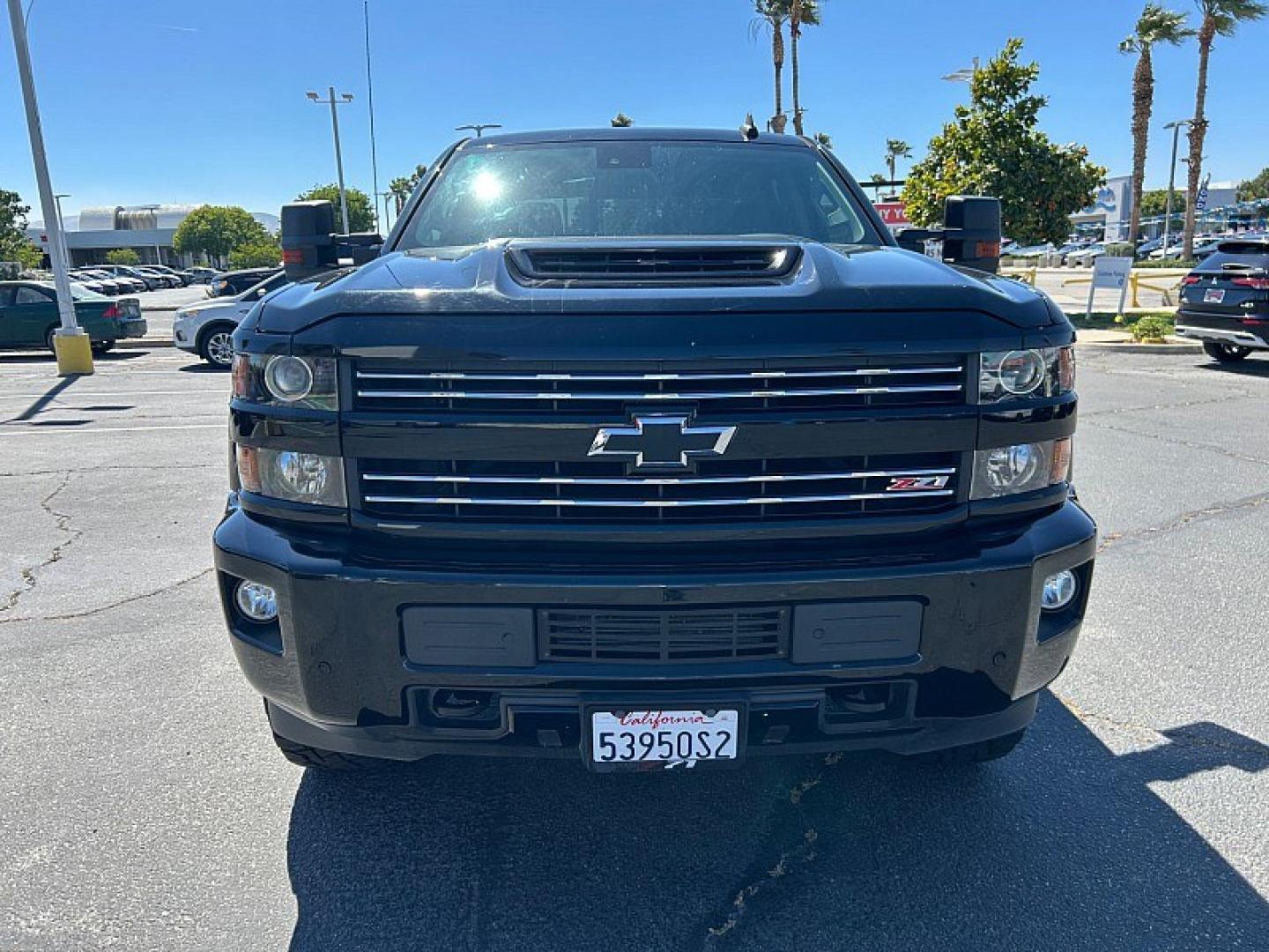2019 BLACK CHEVROLET SILVERADO 2500 (1GC1KTEY4KF) , located at 412 Auto Vista Drive, Palmdale, 93551, (661) 945-0620, 34.592636, -118.136681- Photo#1