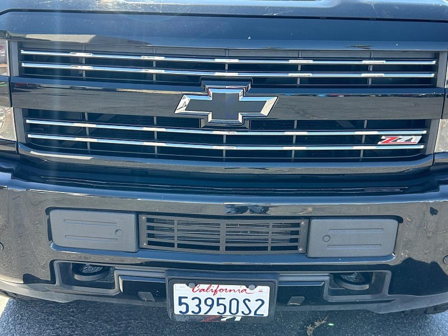 2019 BLACK CHEVROLET SILVERADO 2500 (1GC1KTEY4KF) , located at 412 Auto Vista Drive, Palmdale, 93551, (661) 945-0620, 34.592636, -118.136681- Photo#12