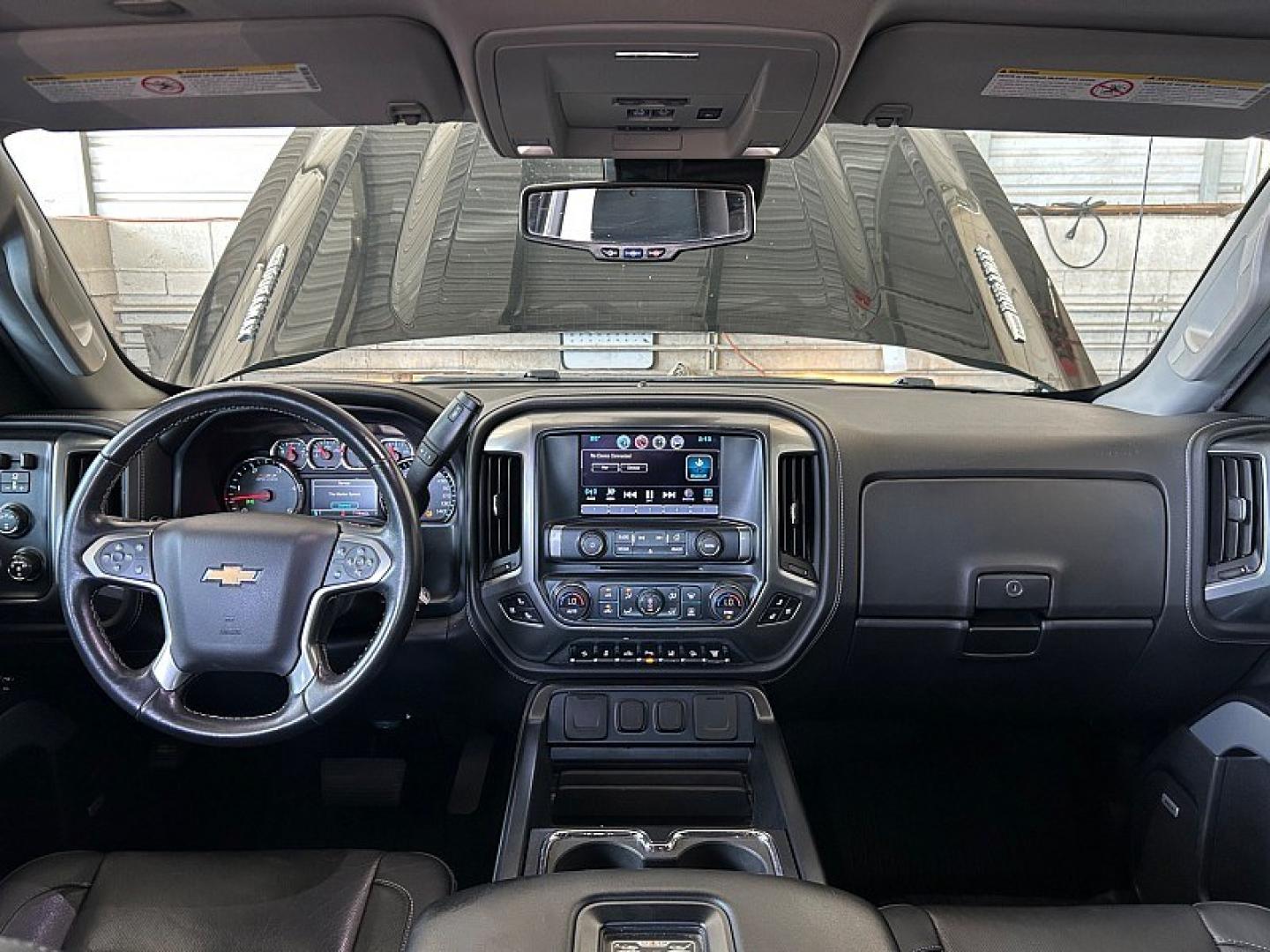 2019 BLACK CHEVROLET SILVERADO 2500 (1GC1KTEY4KF) , located at 412 Auto Vista Drive, Palmdale, 93551, (661) 945-0620, 34.592636, -118.136681- Photo#22