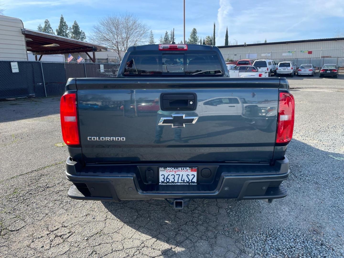 2019 Satin Steel Metallic Chevrolet Colorado Z71 (1GCPTDE18K1) with an 2.8L Duramax 2.8L Diesel Turbo I4 181hp 369ft. lbs. Common Rail Direct Injection engine, 6-Speed Shiftable Automatic transmission, located at 800 Riverside Ave, Roseville, CA, 95678, 916-773-4549 & Toll Free: 866-719-4393, 38.732265, -121.291039 - DURAMAX DIESEL CREW CAB 4X4 Z-71 ONE OWNER LEATHER - Photo#9