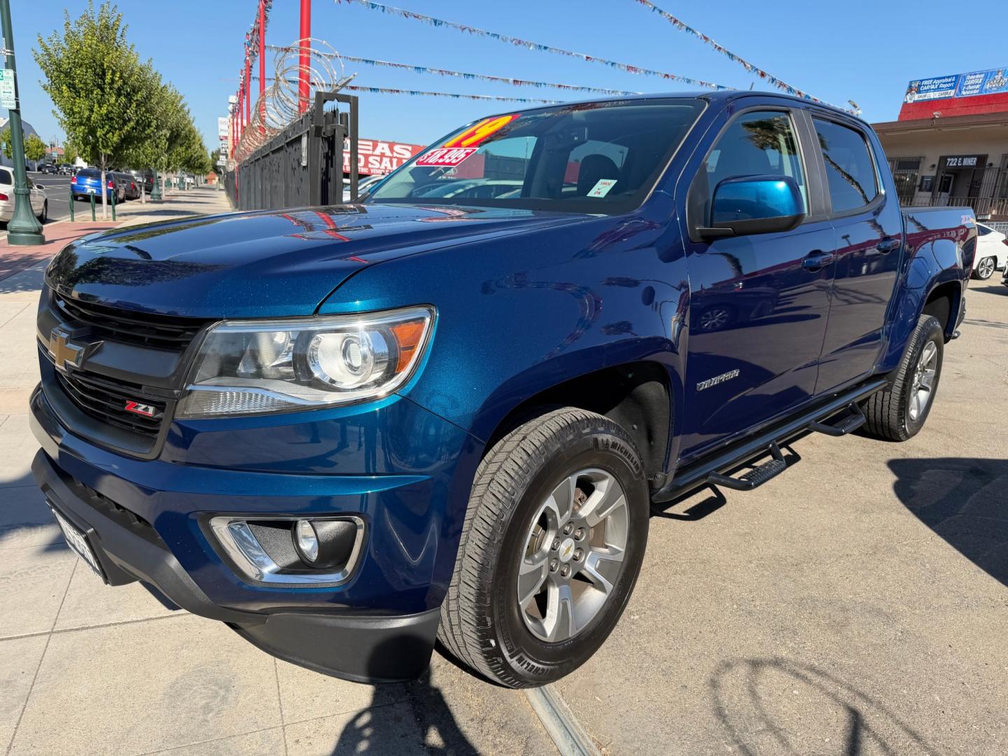 2019 Chevrolet Colorado Z71 Crew Cab 2WD Long Box (1GCGSDEAXK1) with an 2.5L L4 DOHC 16V GAS engine, 6A transmission, located at 744 E Miner Ave, Stockton, CA, 95202, (209) 944-5770, 37.956863, -121.282082 - Photo#2