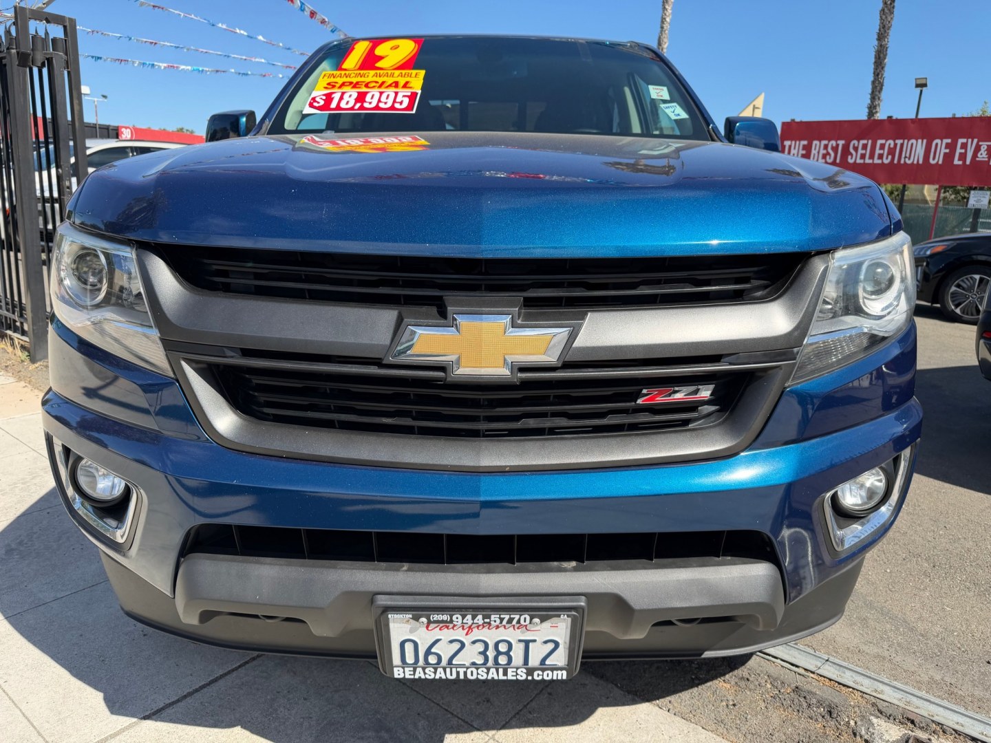 2019 Chevrolet Colorado Z71 Crew Cab 2WD (1GCGSDEAXK1) with an 2.5L L4 DOHC 16V GAS engine, 6A transmission, located at 744 E Miner Ave, Stockton, CA, 95202, (209) 944-5770, 37.956863, -121.282082- Photo#2
