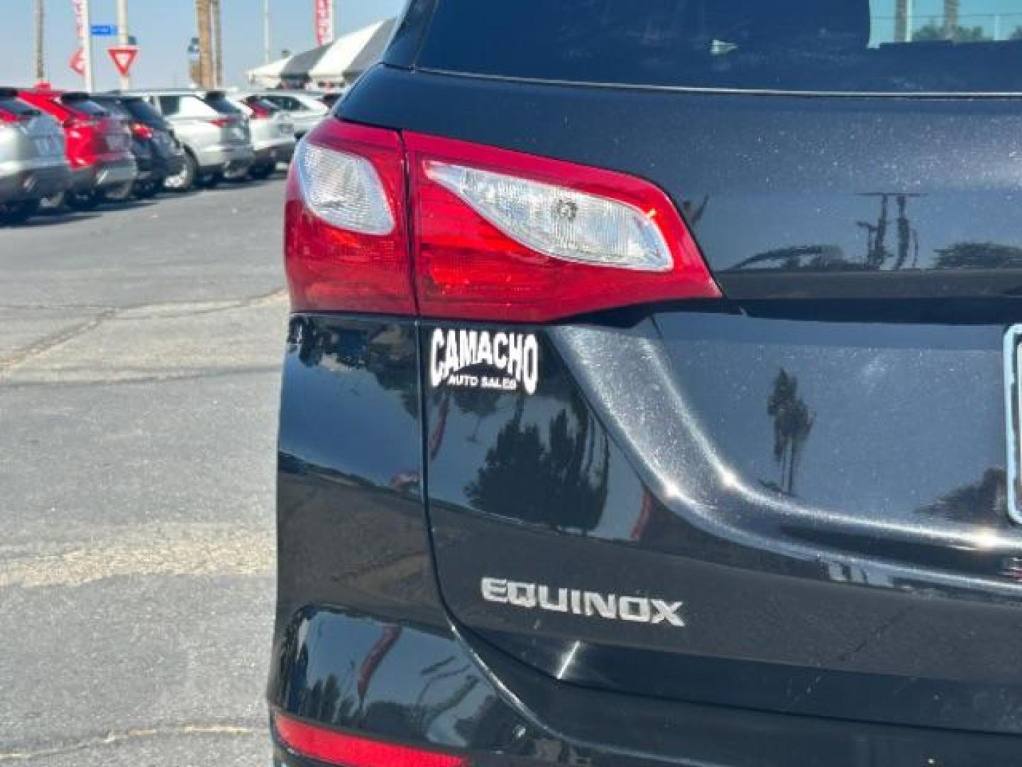 2019 BLACK Chevrolet Equinox (2GNAXKEV8K6) with an 4-Cyl Turbo 1.5 Liter engine, Automatic 6-Spd w/Overdrive transmission, located at 412 Auto Vista Drive, Palmdale, 93551, (661) 945-0620, 34.592636, -118.136681 - Photo#15