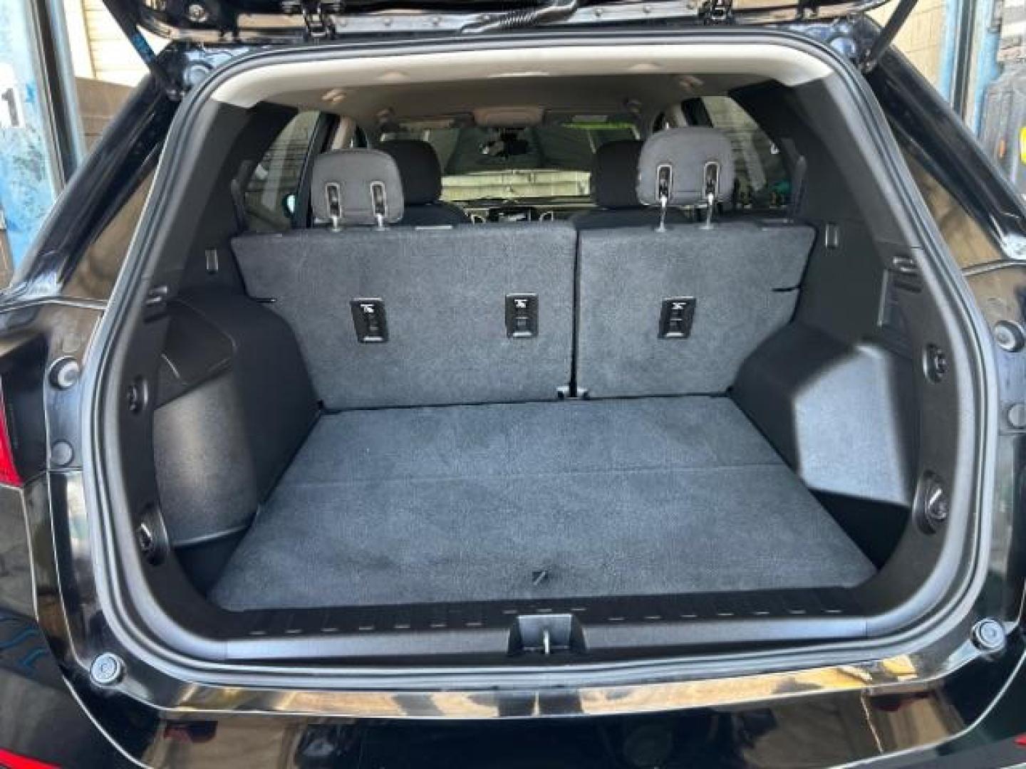 2019 BLACK Chevrolet Equinox (2GNAXKEV8K6) with an 4-Cyl Turbo 1.5 Liter engine, Automatic 6-Spd w/Overdrive transmission, located at 412 Auto Vista Drive, Palmdale, 93551, (661) 945-0620, 34.592636, -118.136681 - Photo#26